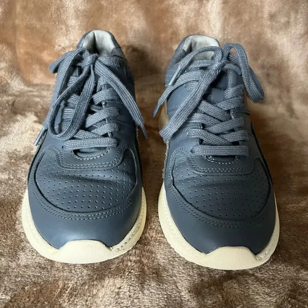 Everlane Tread the Trainer Leather Sneaker Women’s Size 6‎ Men’s Size 4